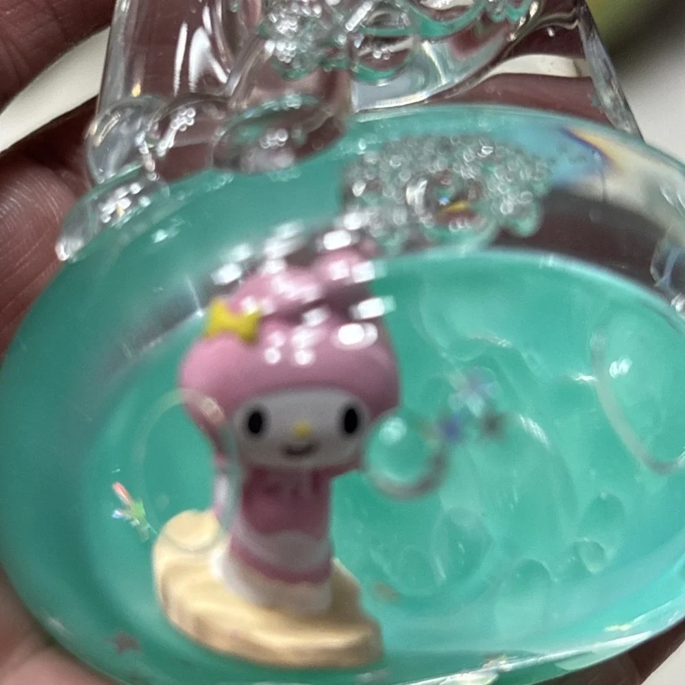 Sanrio Tsunameez Surprise Hello Kitty Glitter Shaker Keychain - My Melody B1